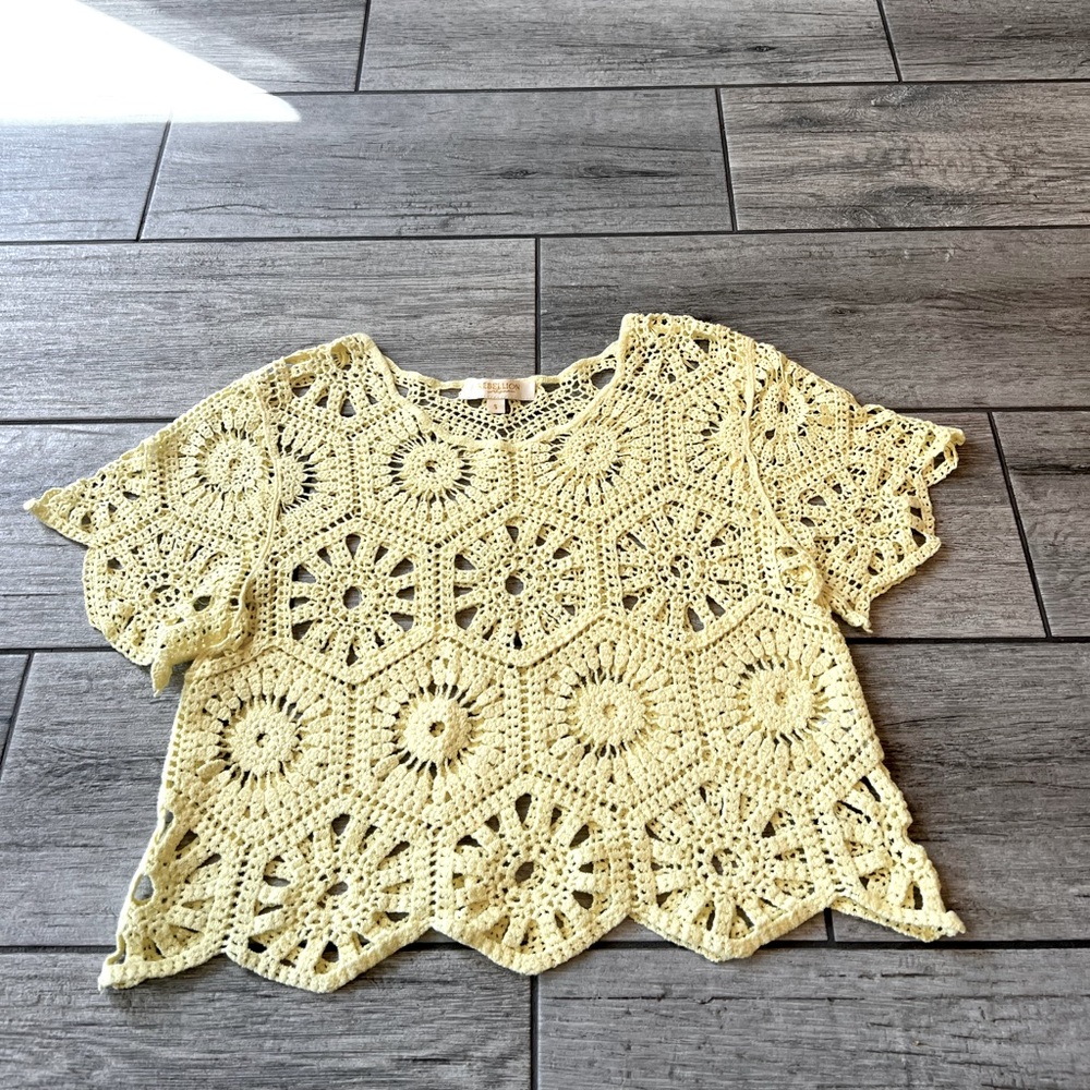 Butter Yellow Boho Rebellion Top Size Small